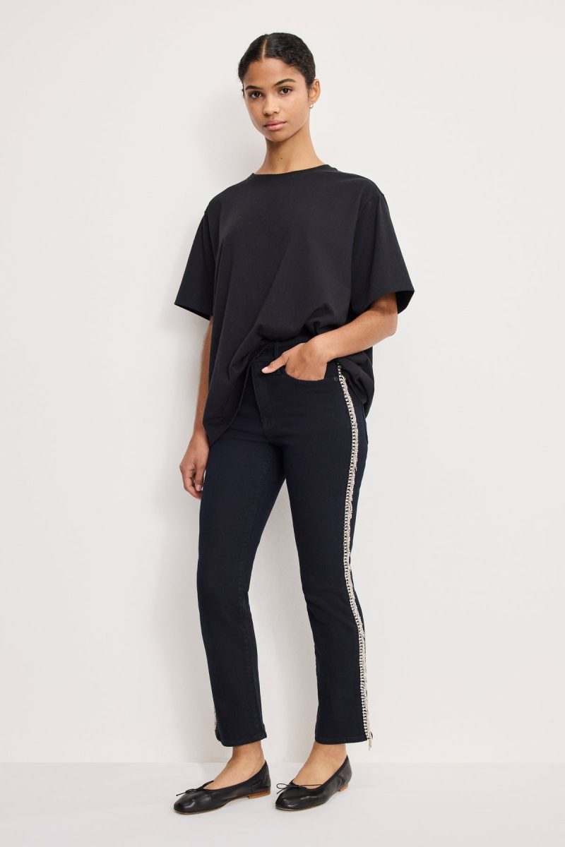 GOOD LEGS STRAIGHT DIAMOND JEANS