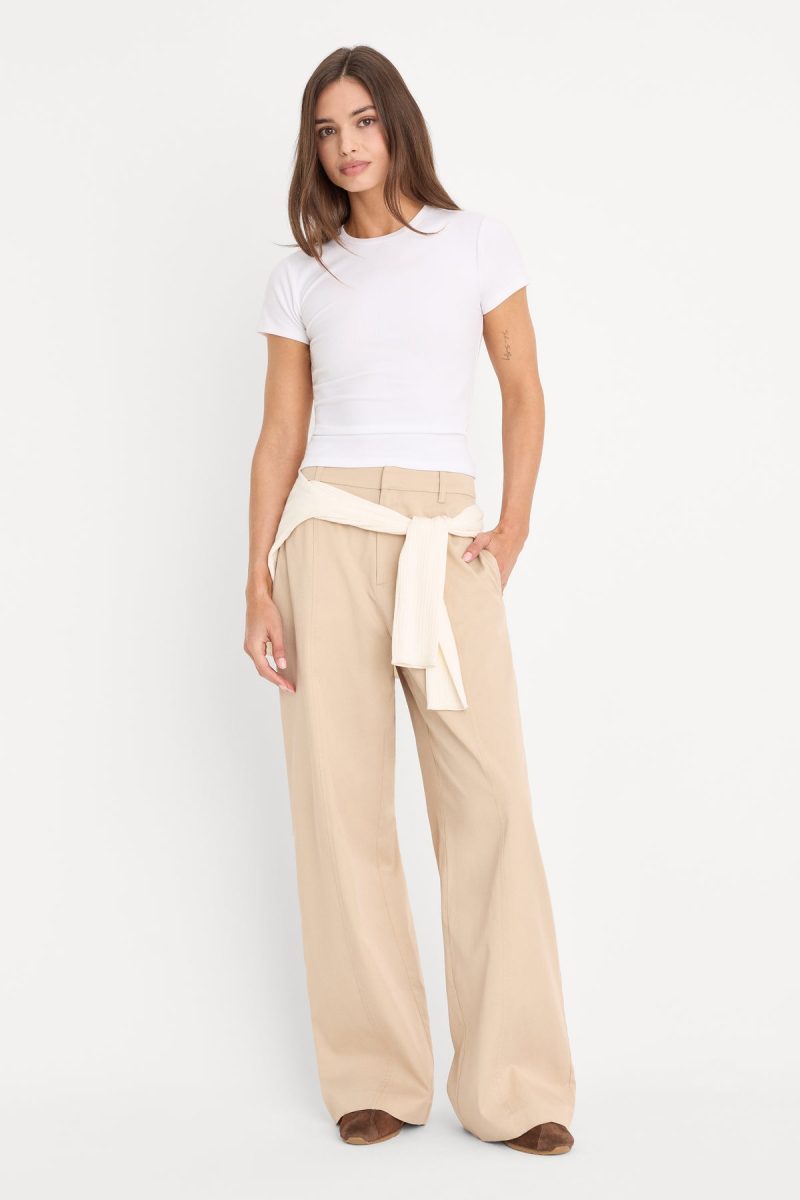 THE SEAMED WIDE LEG TROUSER