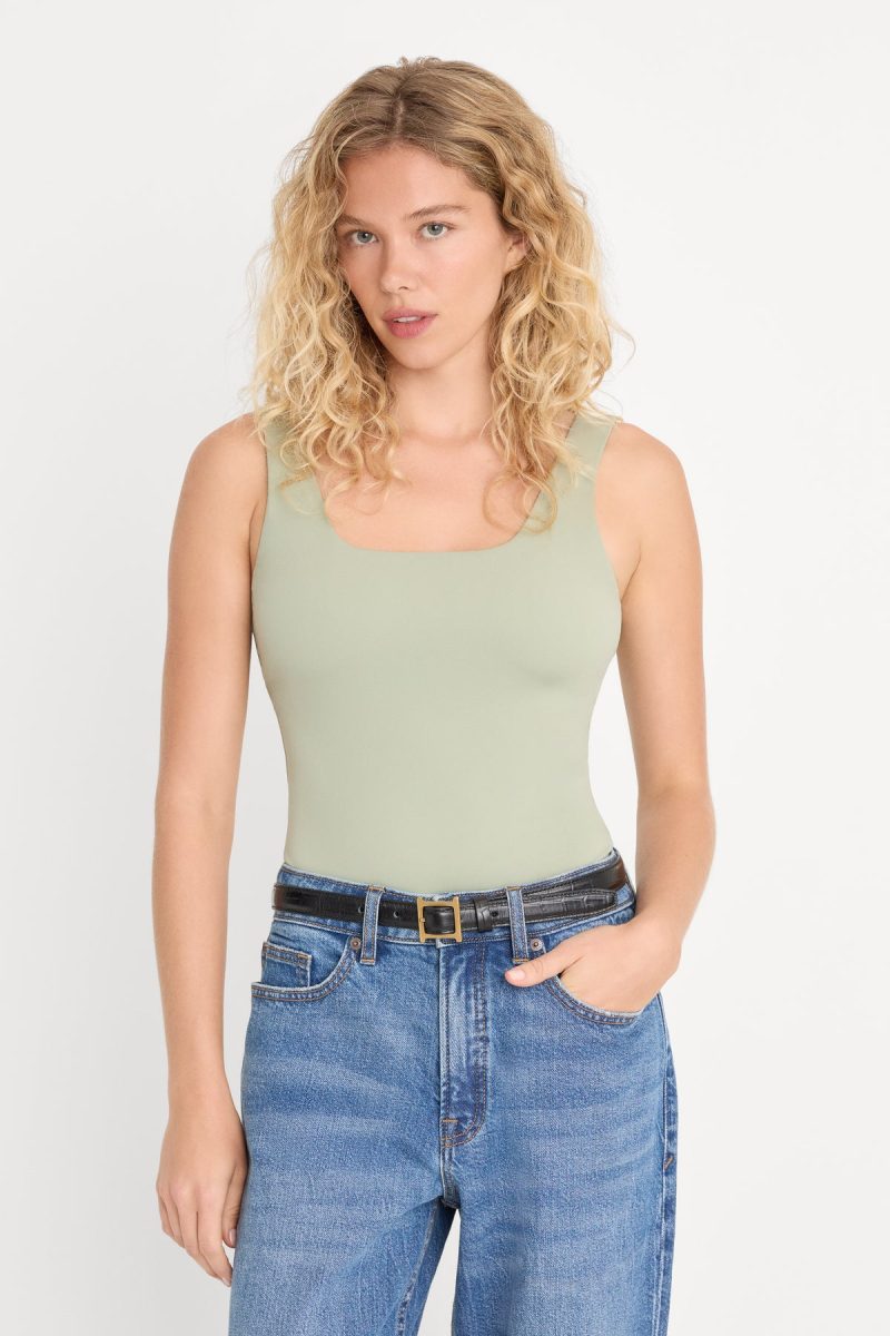 THE WEIGHTLESS SCULPTING MODERN TANK BODYSUIT