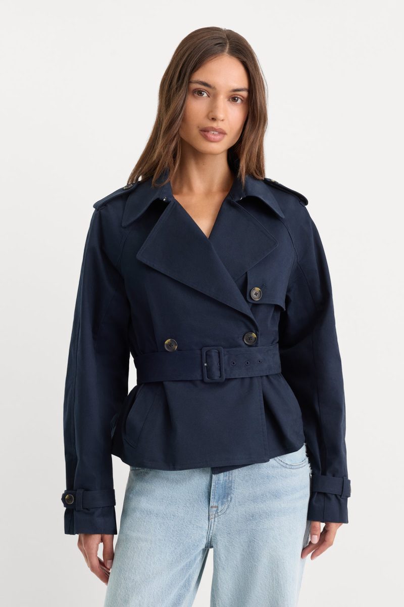THE CROPPED TRENCH JACKET
