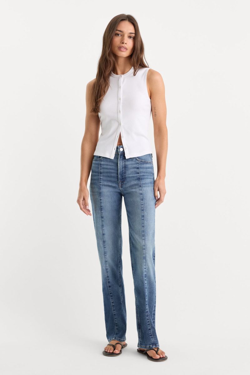 GOOD TRUE STRAIGHT JEANS