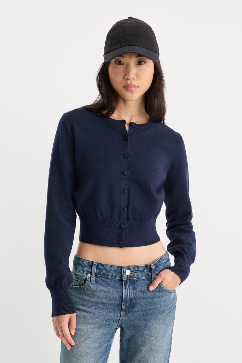 THE FINE KNIT CARDIGAN