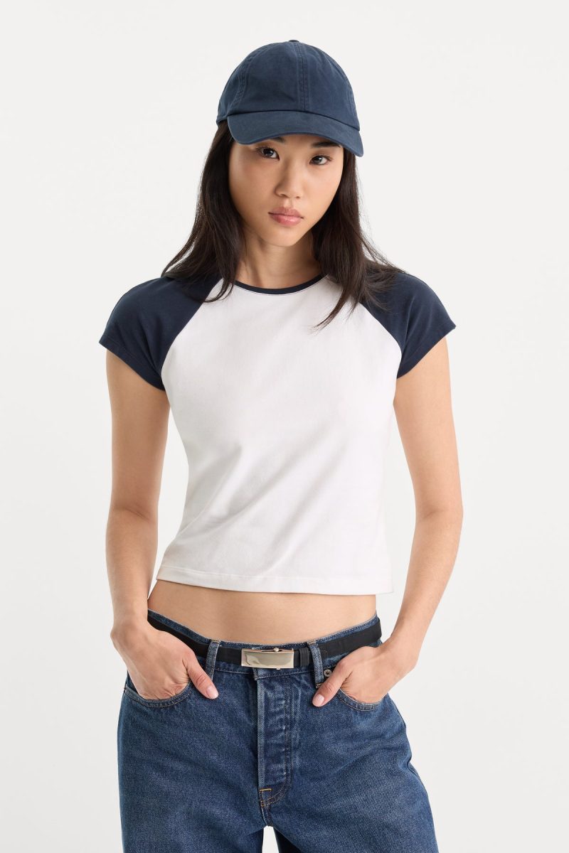 THE RAGLAN TEE