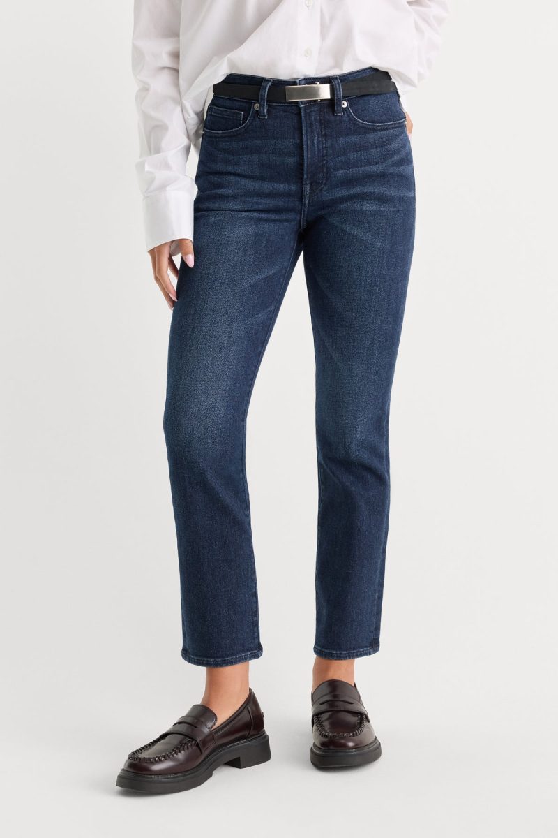 GOOD PETITE STRAIGHT JEANS