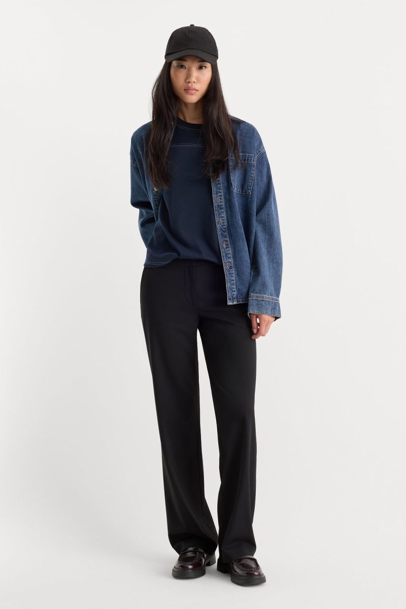 THE LOW RISE STRAIGHT LEG TROUSER