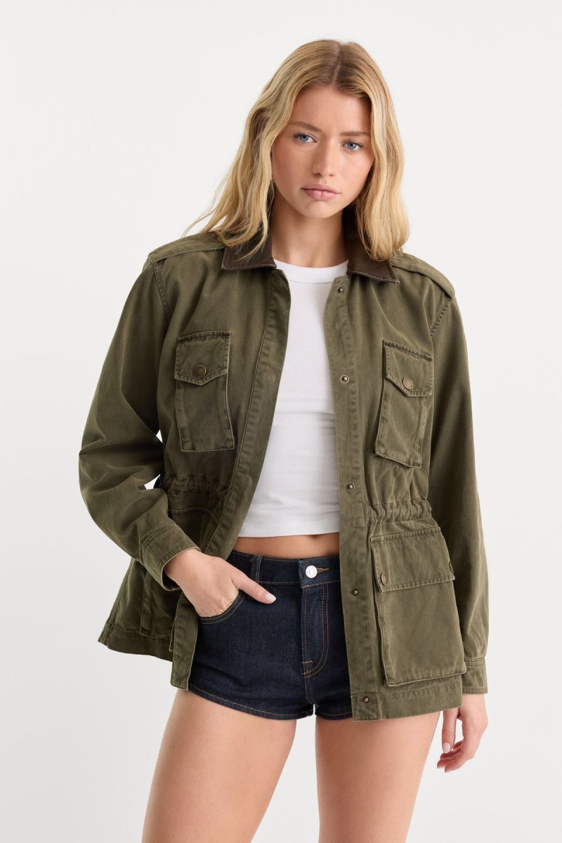 THE FIELD JACKET