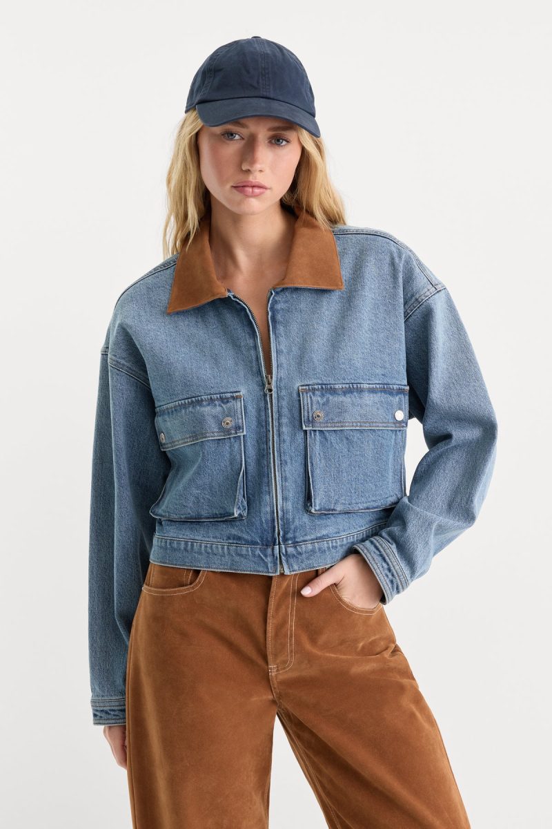 THE DENIM SWING CROPPED JACKET