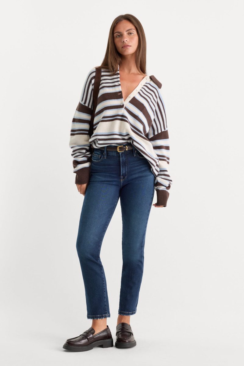 SOFT TECH GOOD LEGS STRAIGHT JEANS
