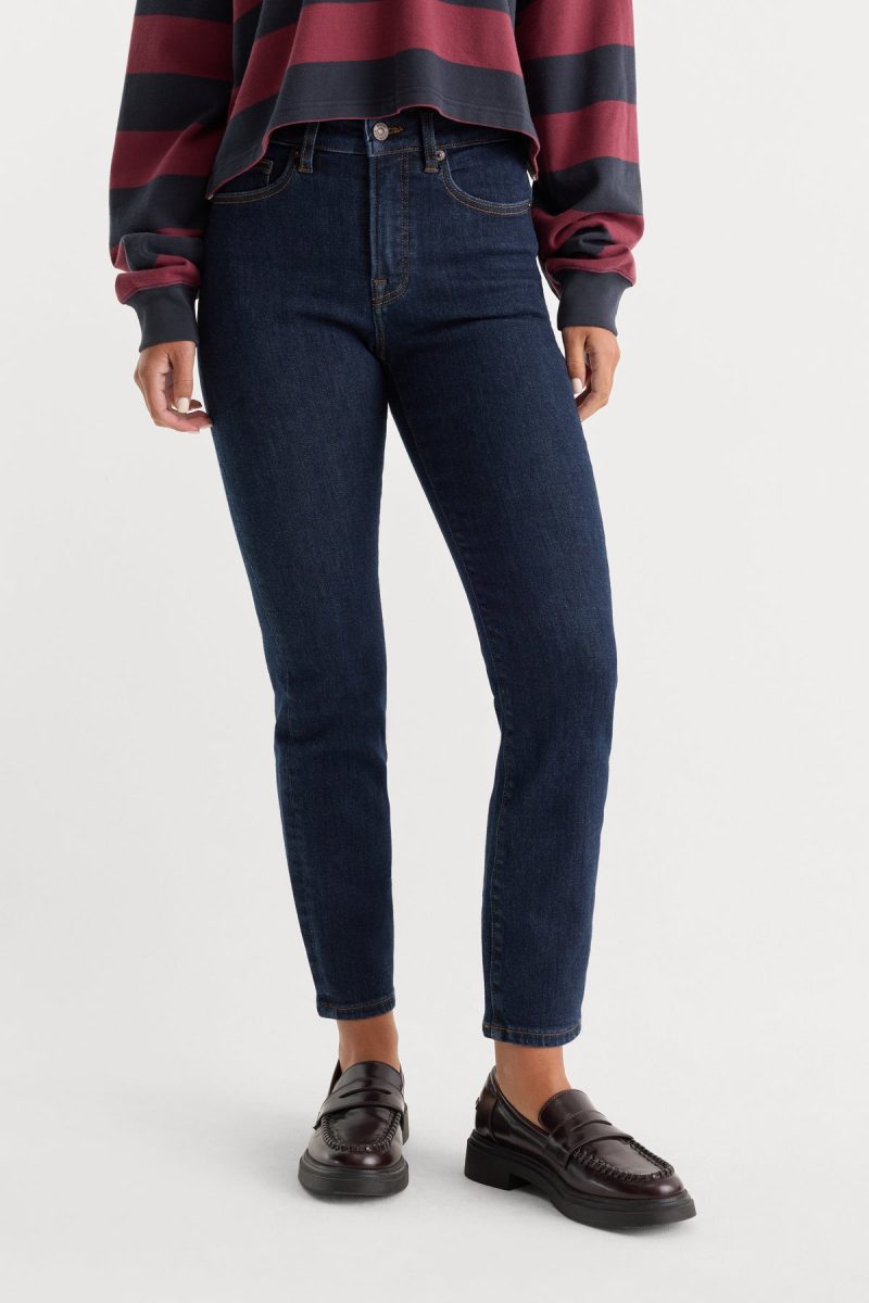 GOOD PETITE STRAIGHT JEANS