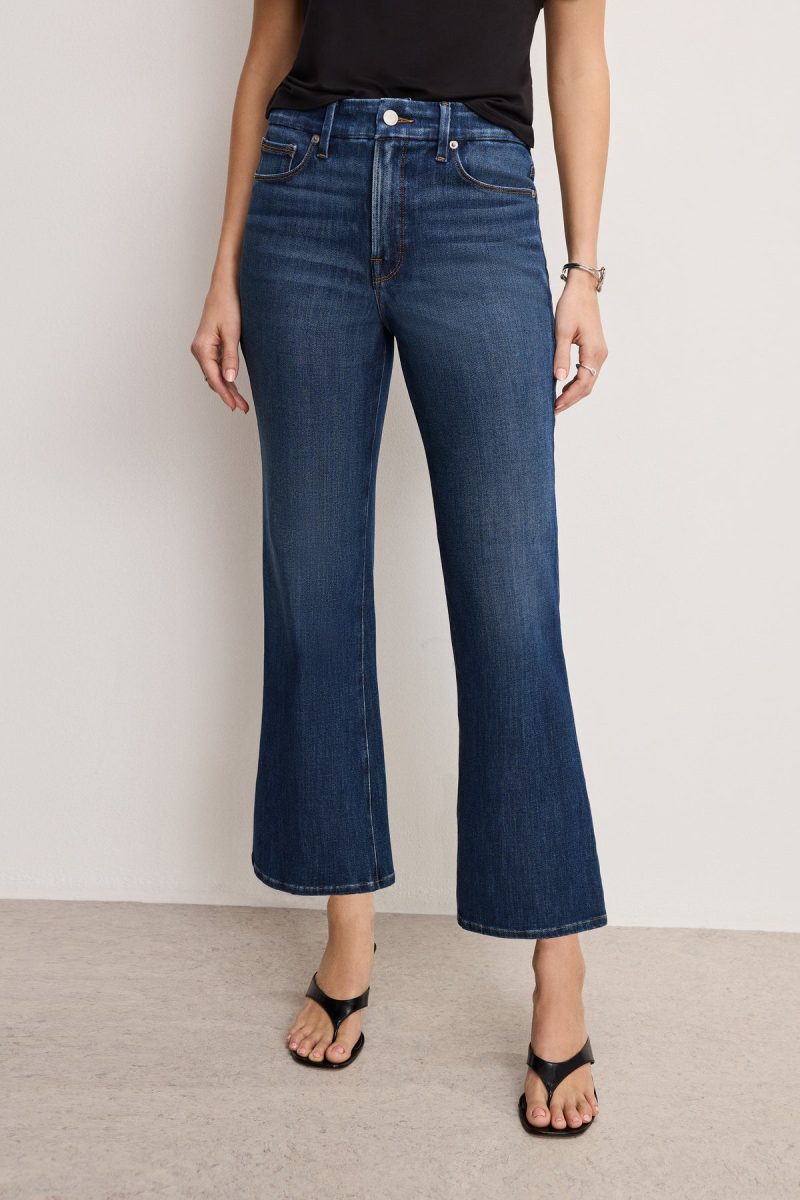 SOFT TECH GOOD LEGS CROPPED MINI BOOT JEANS